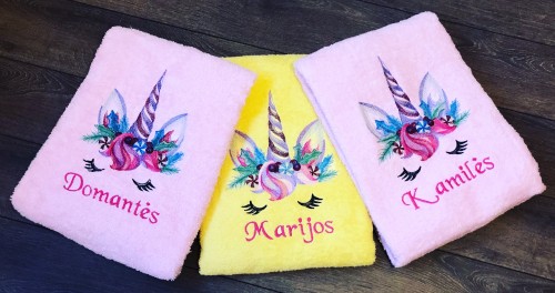 Kalėdinis vienaragis 