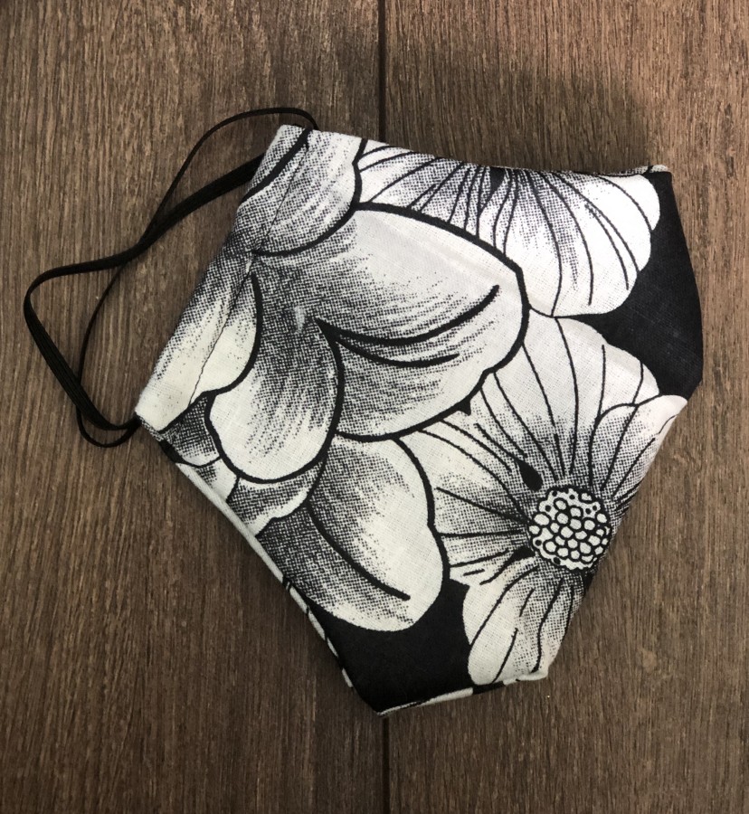 Nesertifikuotos veido kaukės